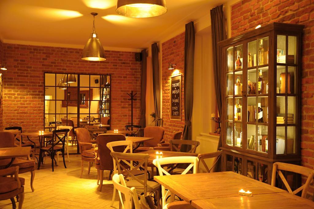 Time Cafe & Penzion Příbram المظهر الخارجي الصورة